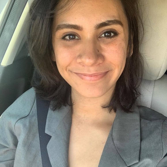 Meet your Posher, Sara - Picture 3 of 6